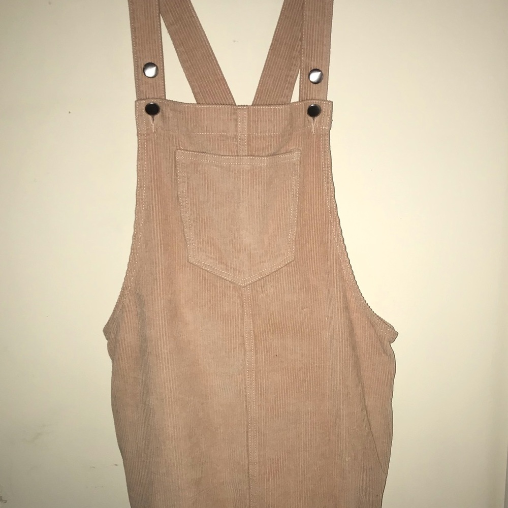 LIGHT PINK OVERALL
